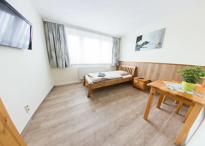 Hollis Rast Гостевой дом 3*